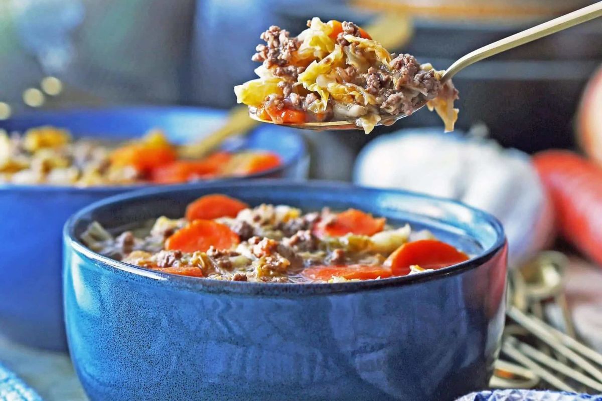 instant-pot-cabbage-and-beef-soup-recipe