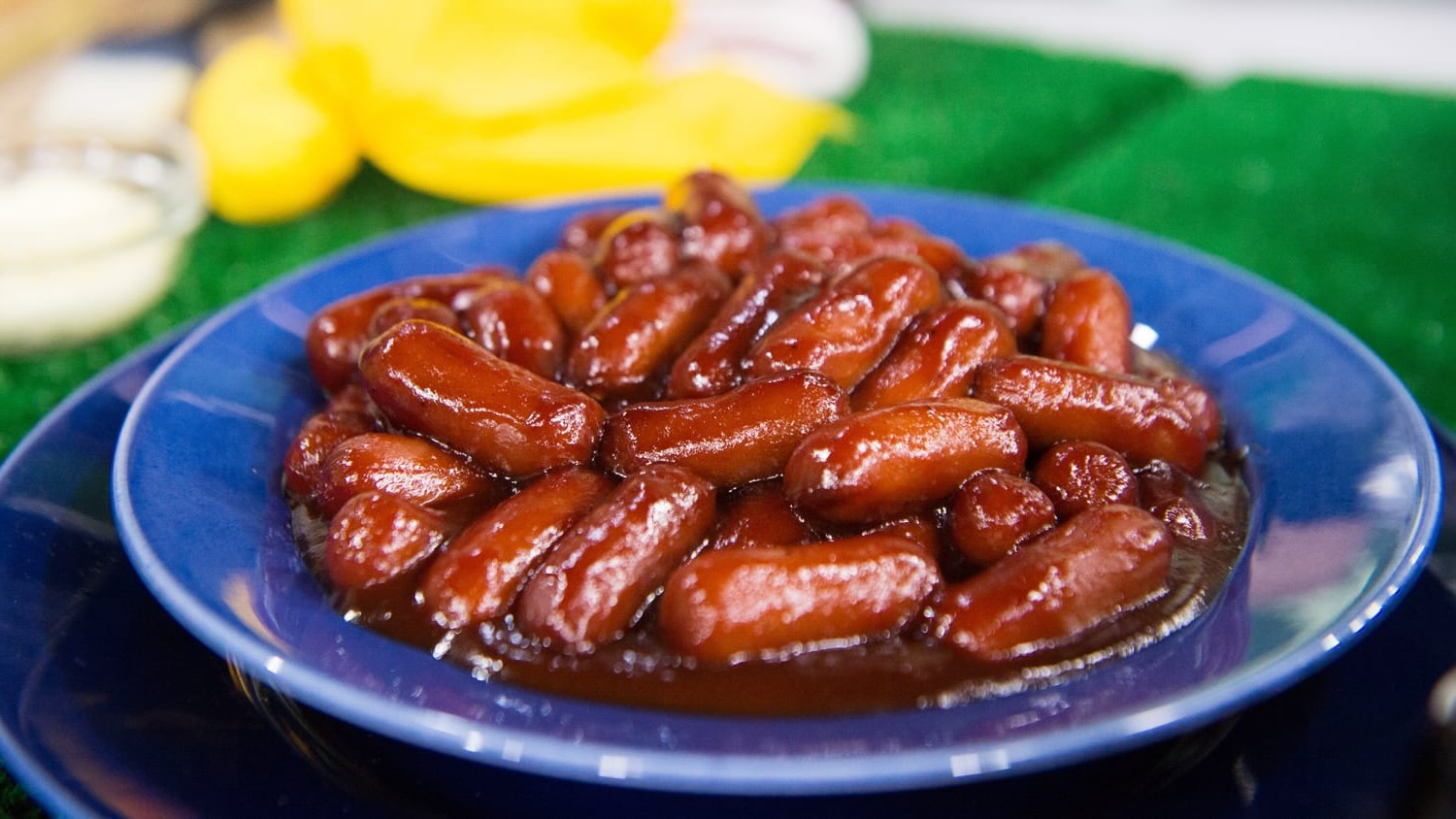 slow-cooker-cocktail-smokies-recipe